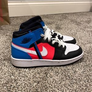 Air Jordan1 Mid GS “Game Time”